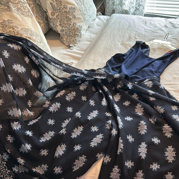 Jumpsuit - Picture 3 of 4